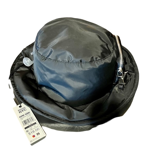 Madden NYC NYT Black Puffer Bucket Hat with Blinged Out Beaded Zip Pocket One Sz - Picture 4 of 13